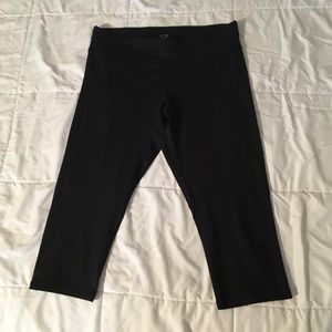 Champion Duo Dry Ladies Capri Yoga Pants